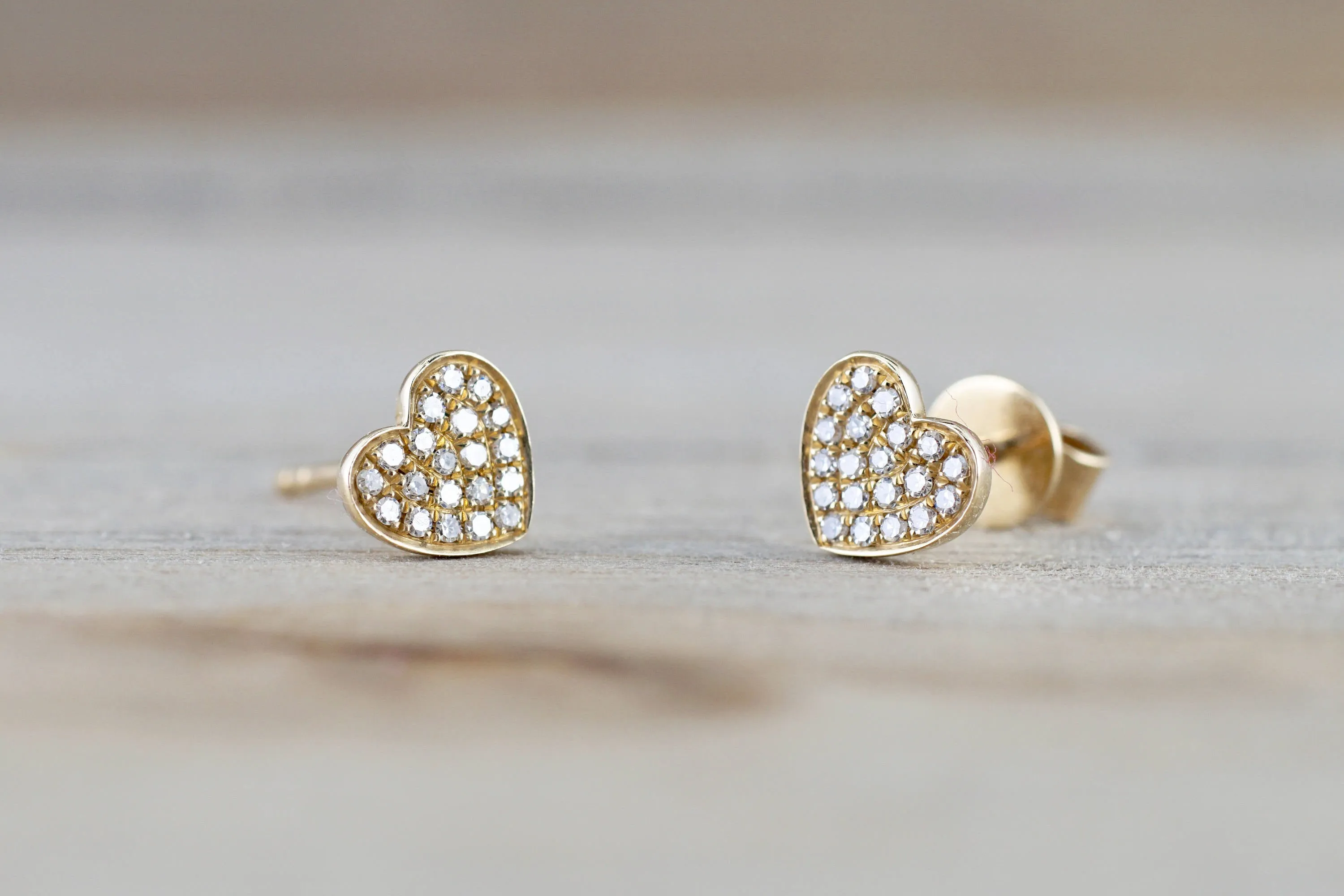 14k Yellow Gold Disk Design Heart Diamond Earrings Stud Post Studs Round Micro Pave Flat