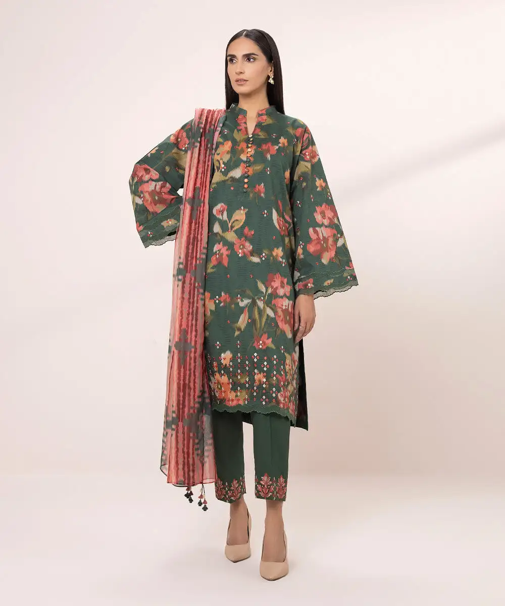 3 Piece - Embroidered Lawn Suit