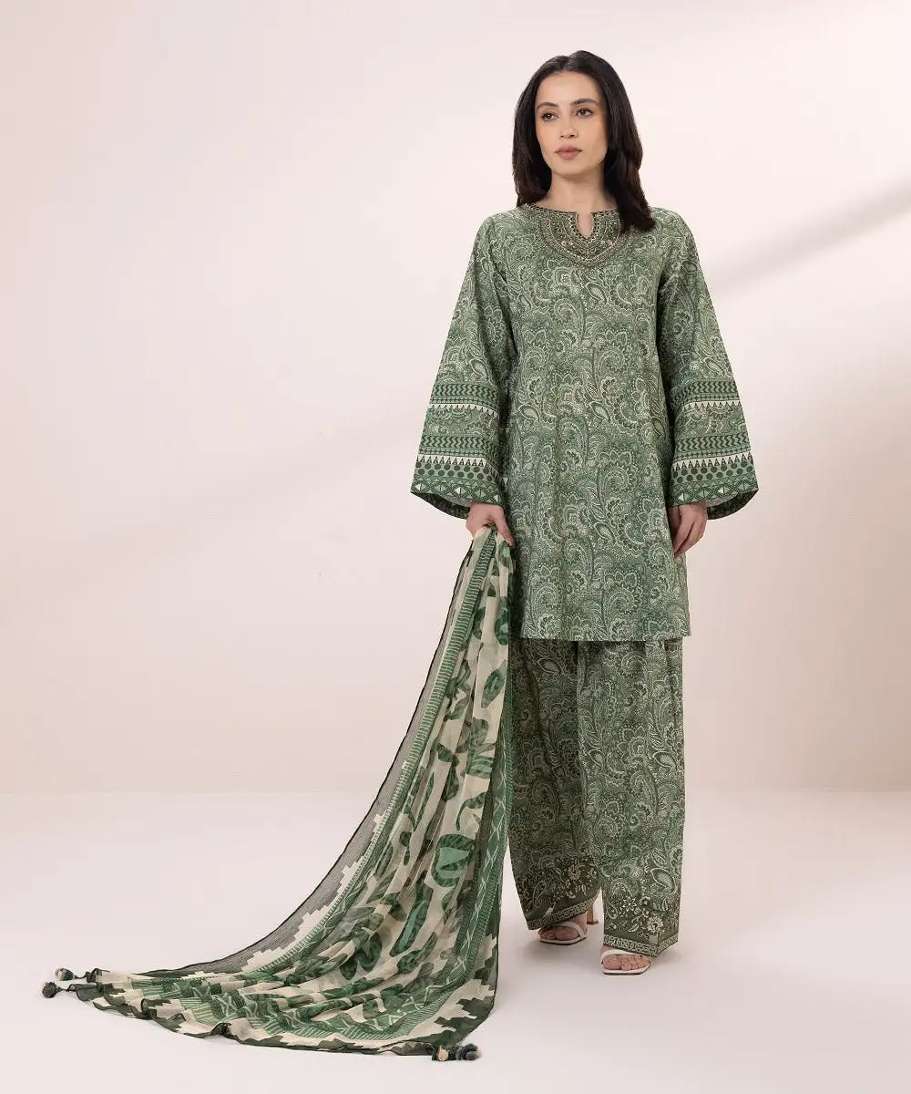 3 Piece - Embroidered Lawn Suit