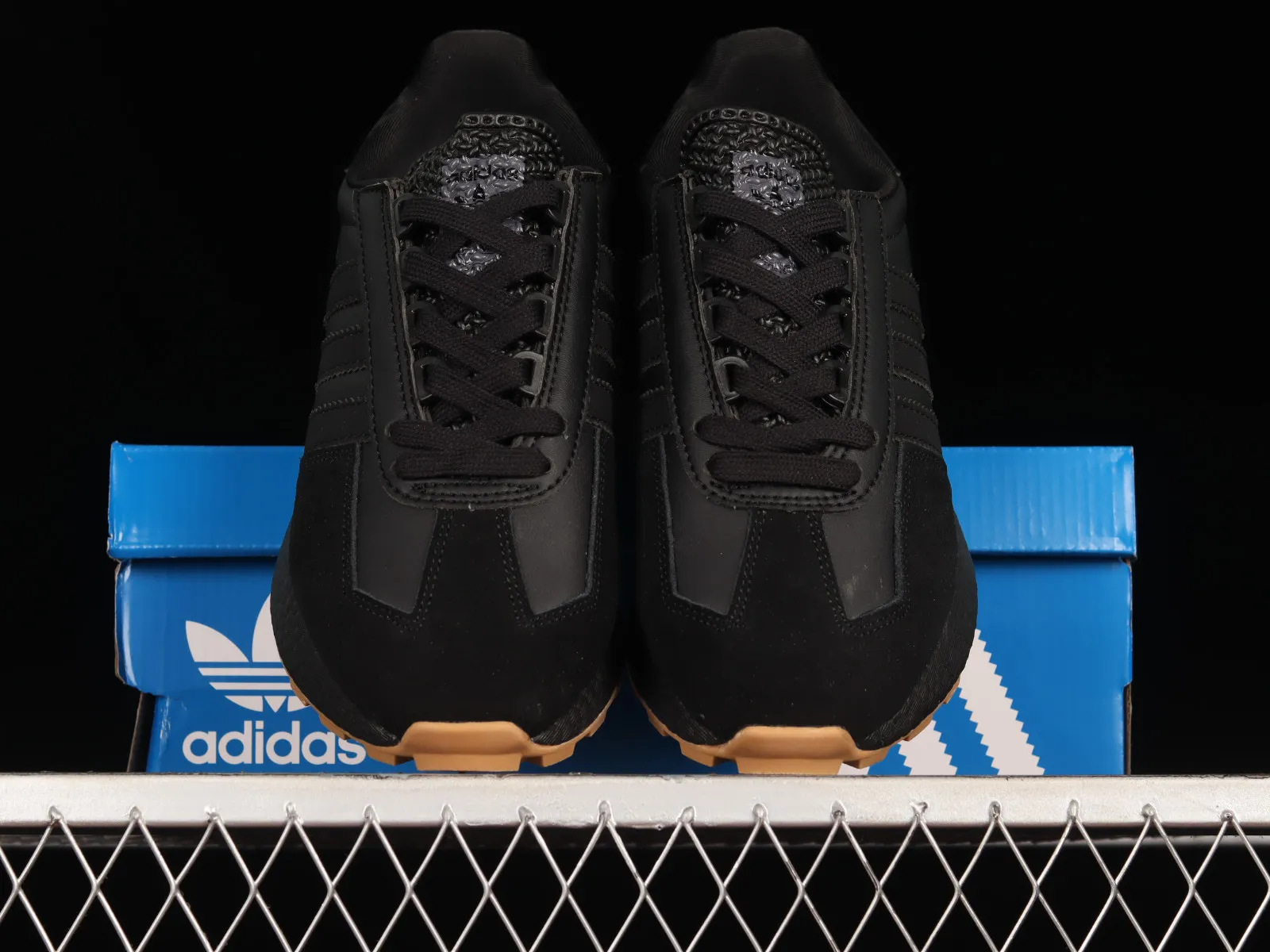 Adidas Originals Retropy E5 Core Black Gum HR1422