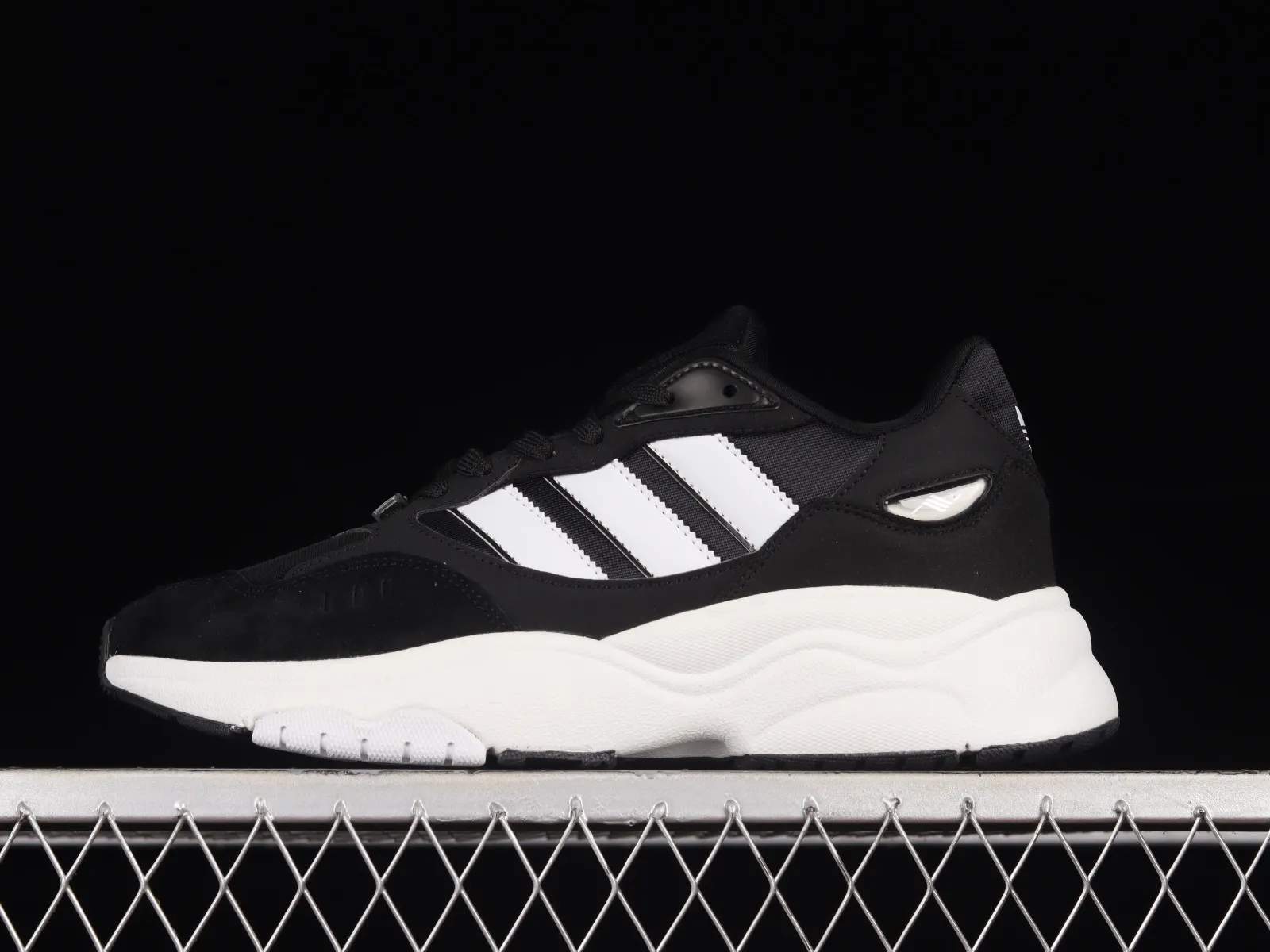 Adidas Originals Retropy F90 Core Black Cloud White HP8025