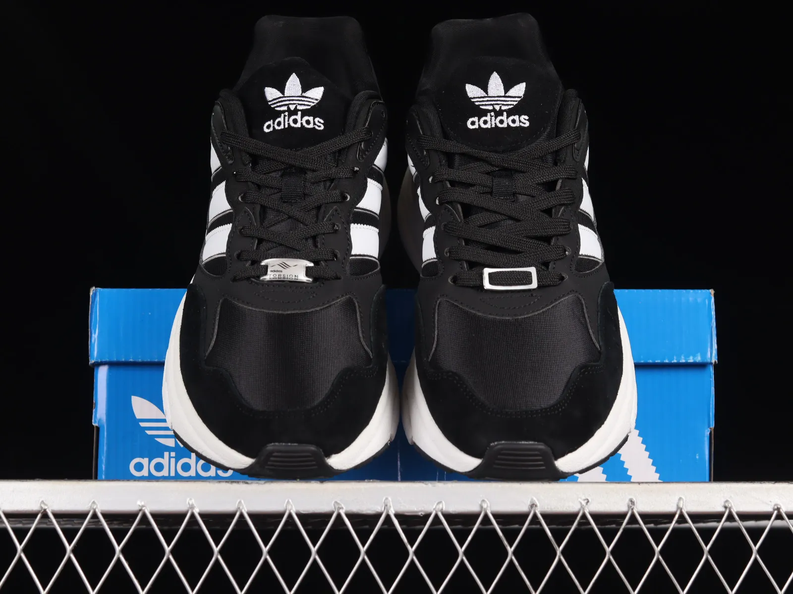 Adidas Originals Retropy F90 Core Black Cloud White HP8025