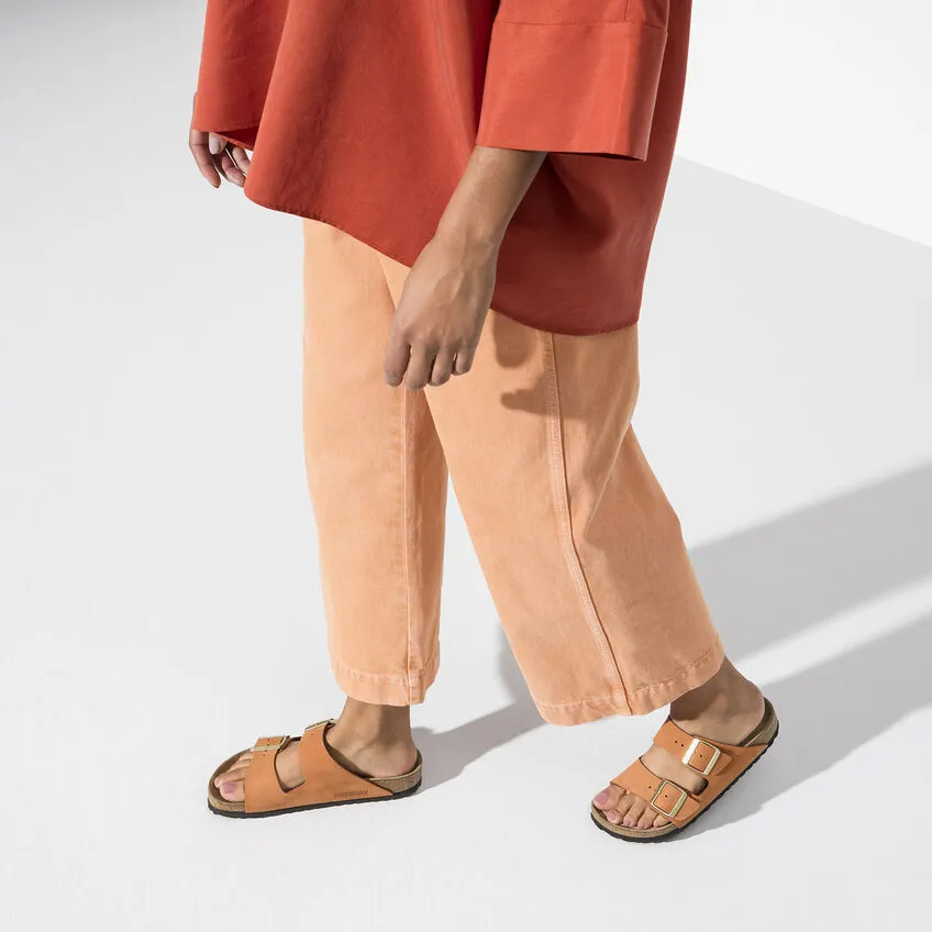 Birkenstock Arizona Nubuck Soft Footbed Sandal in Pecan