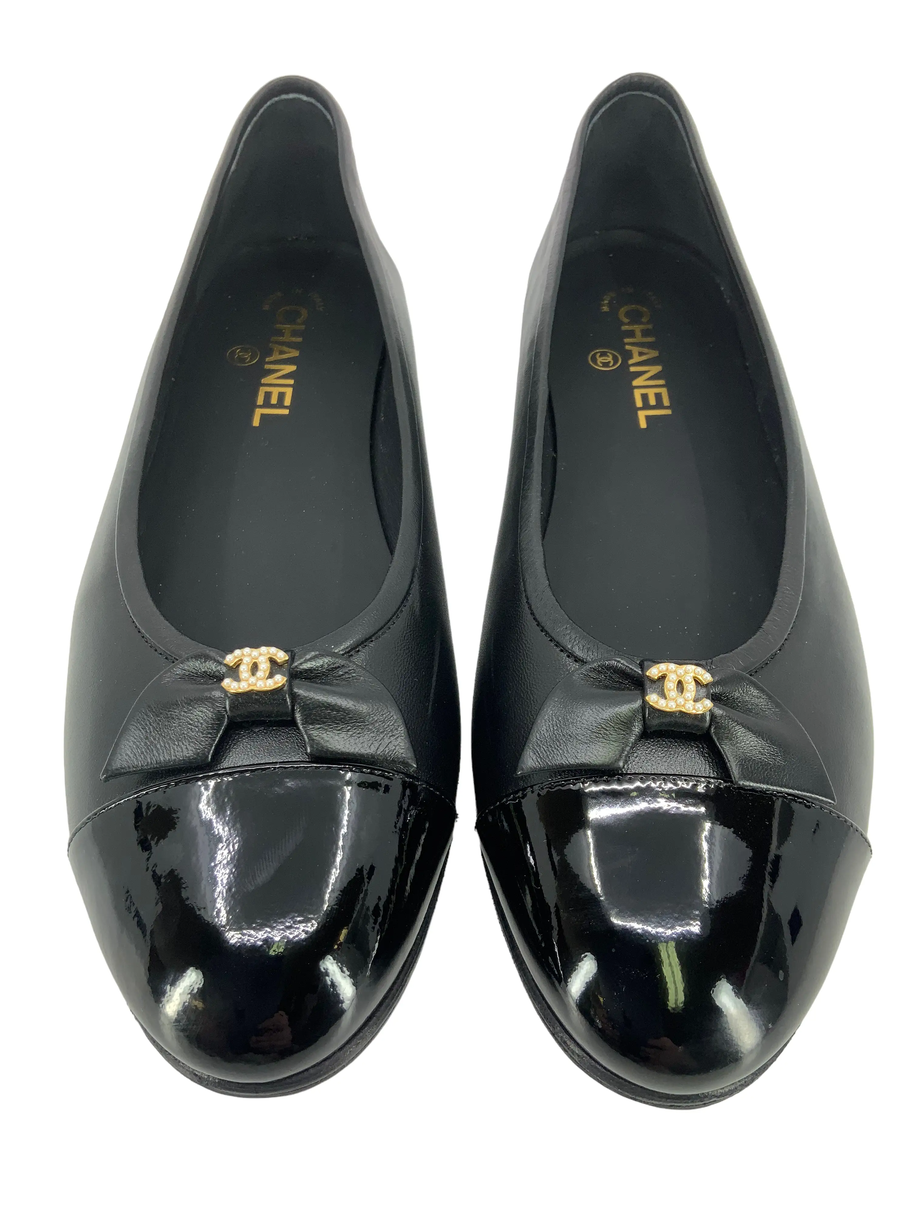 CHANEL 23P CC Cap Toe Lambskin Leather Ballet Flats Size 11