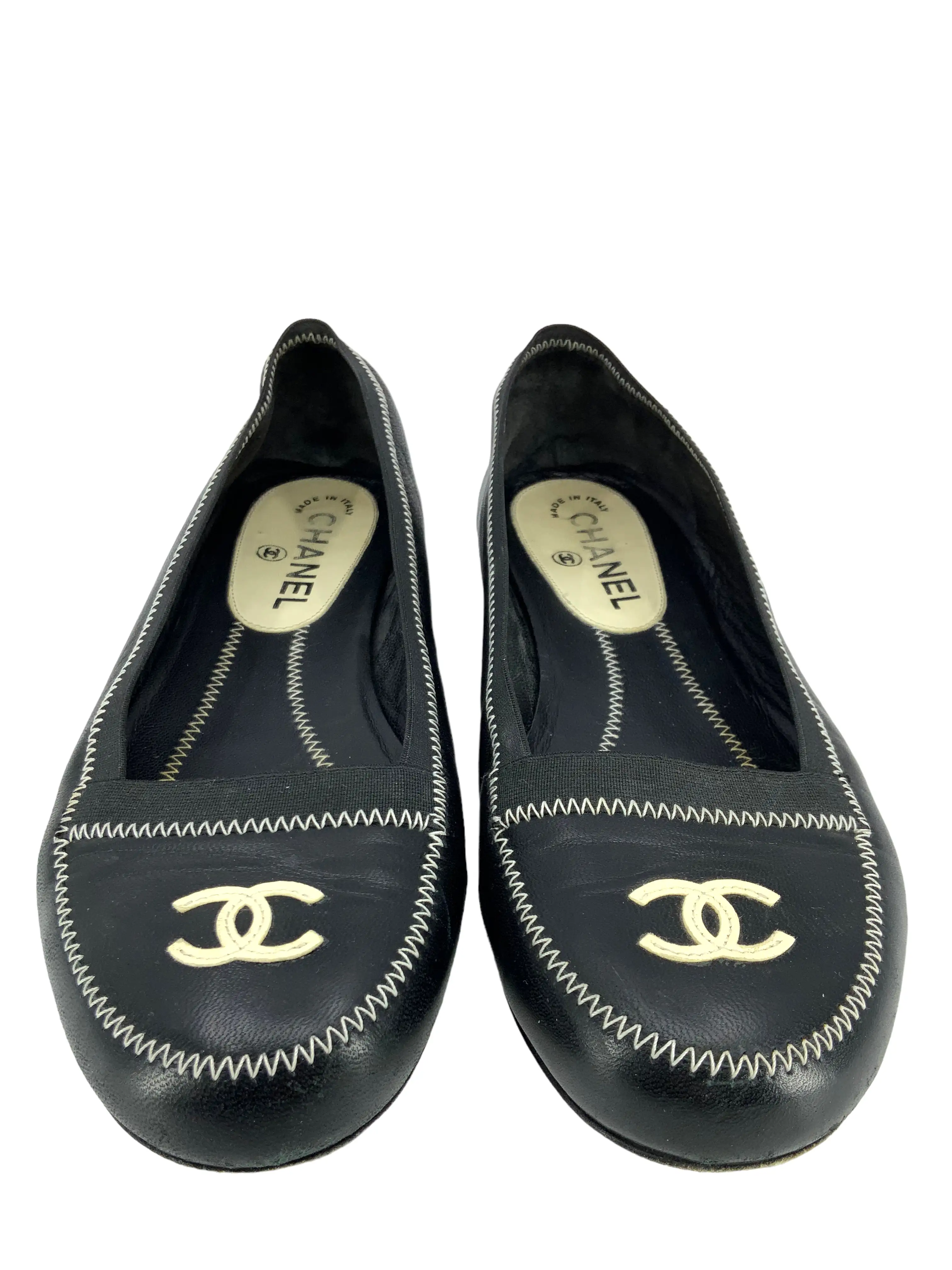 CHANEL Leather CC Logo Ballet Flats Size 9