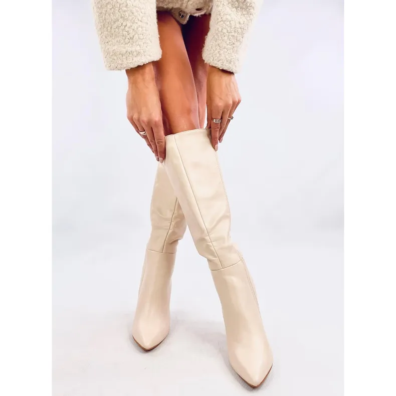 Classic Tiffany Beige high heels