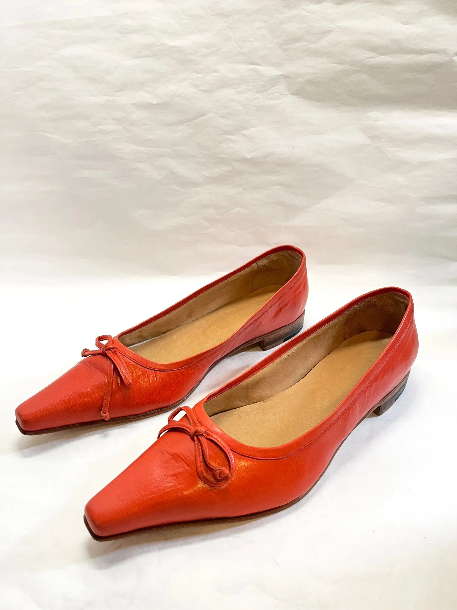 Ema Bow Flat in Tomato Size 40