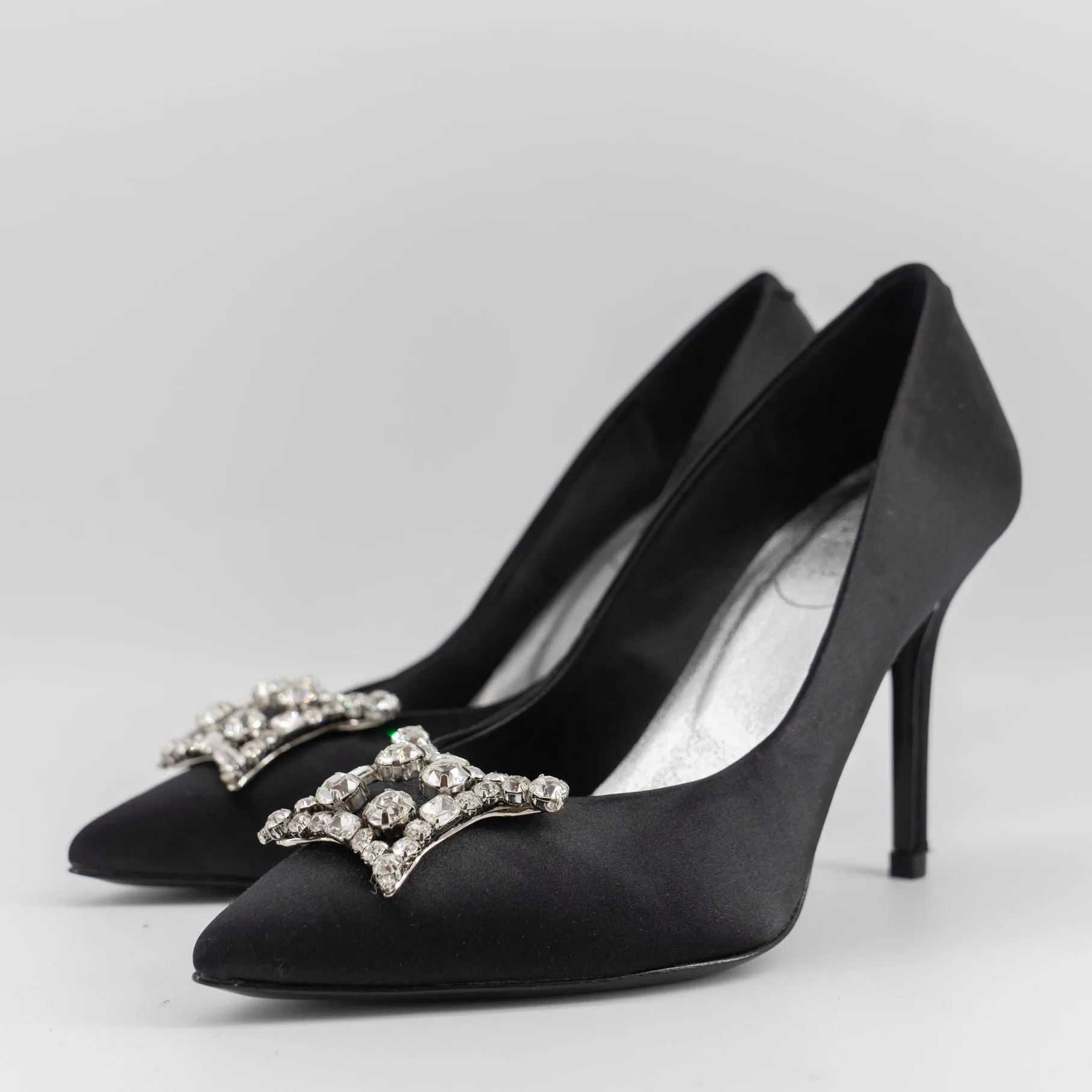 Roger vivier crystal black high heels