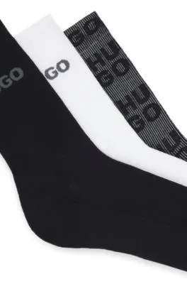 Three-pack of short-length logo socks