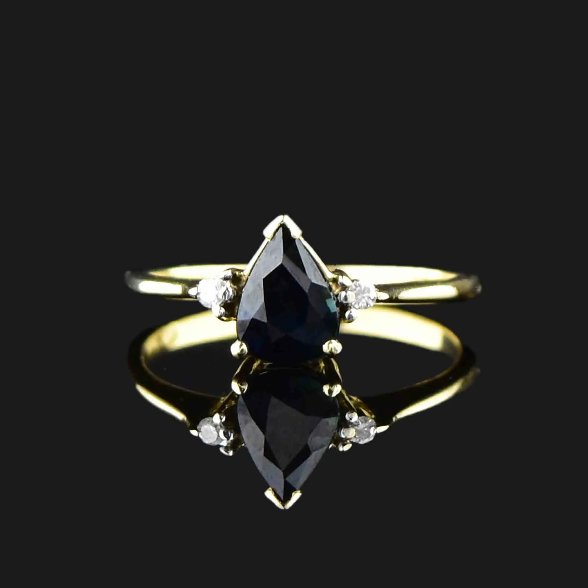 Vintage 10K Gold Diamond Sapphire Ring