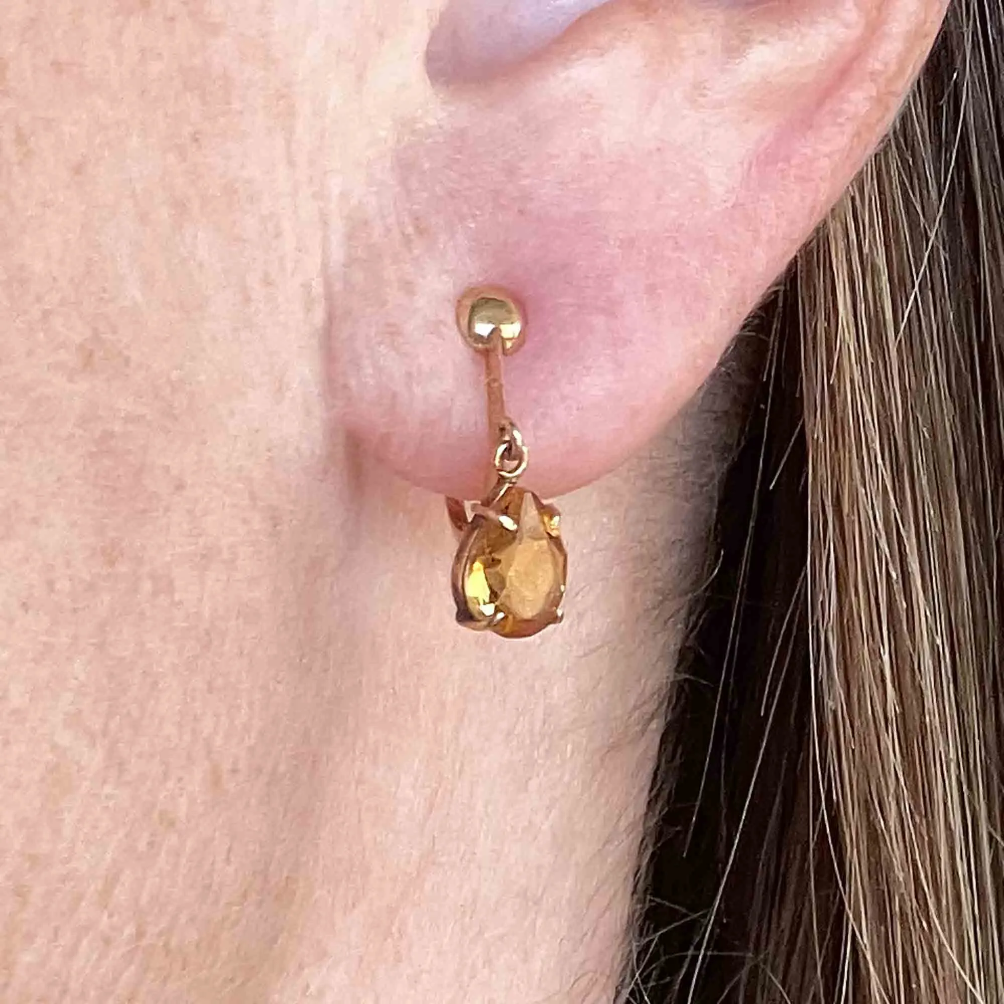 Vintage 18K Gold Pear Cut Citrine Drop Earrings