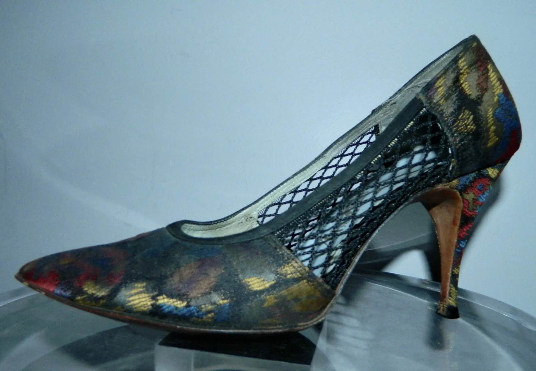 vintage 1950s stiletto heels / floral brocade high heels / black mesh cutouts US 6 - 7